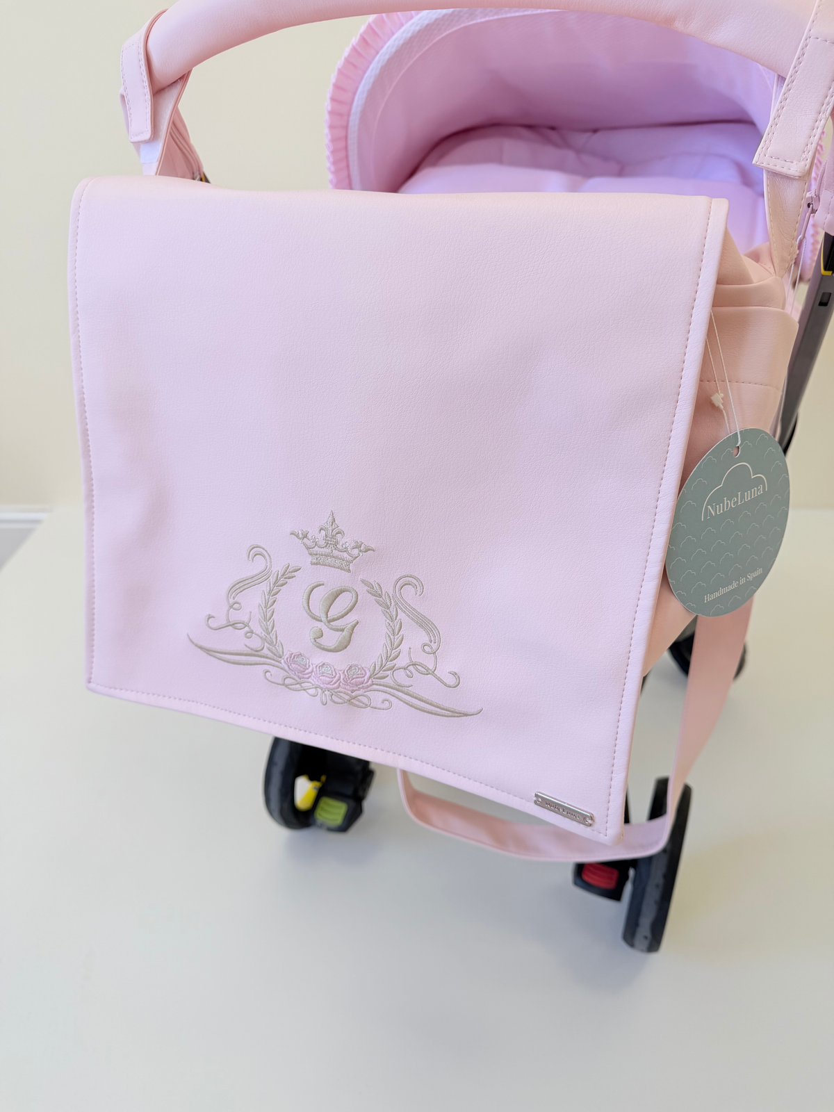 The Crest Crown Girls set