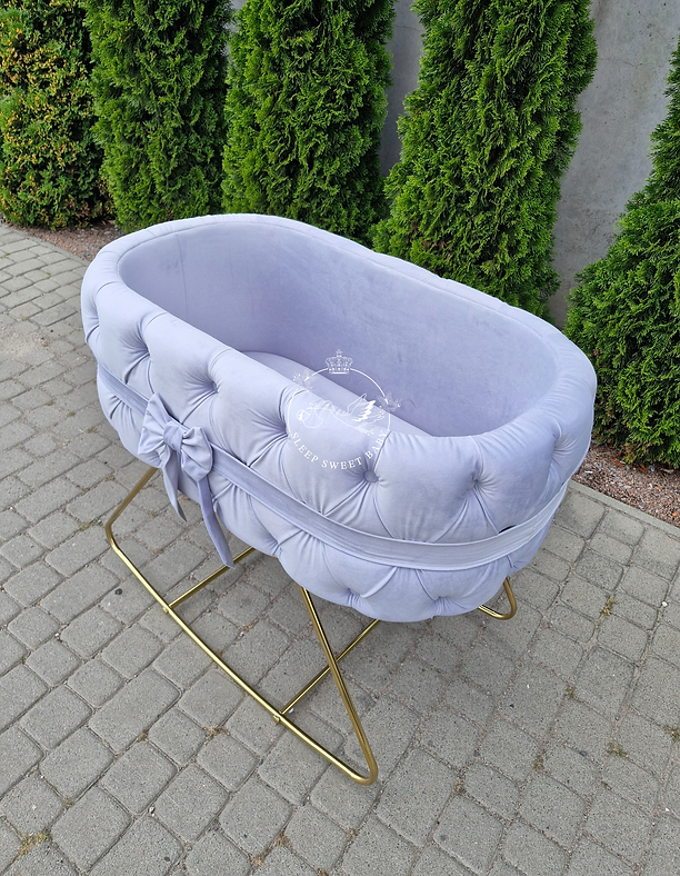 The Bow Bassinet