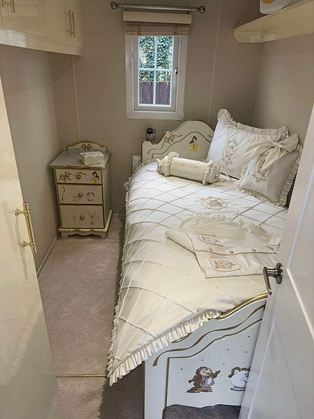 Single Bespoke Bedspread with 1 pillow Case
