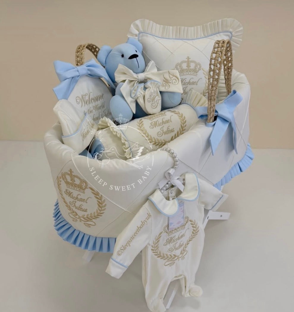 Moses Basket Crest Crown Design