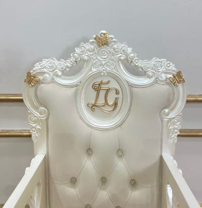 The Saint Roses Cradle With Drawers