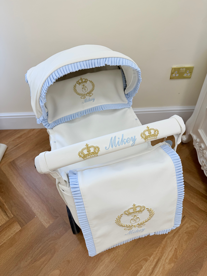 The Crest Crown Boxing Gloves Set