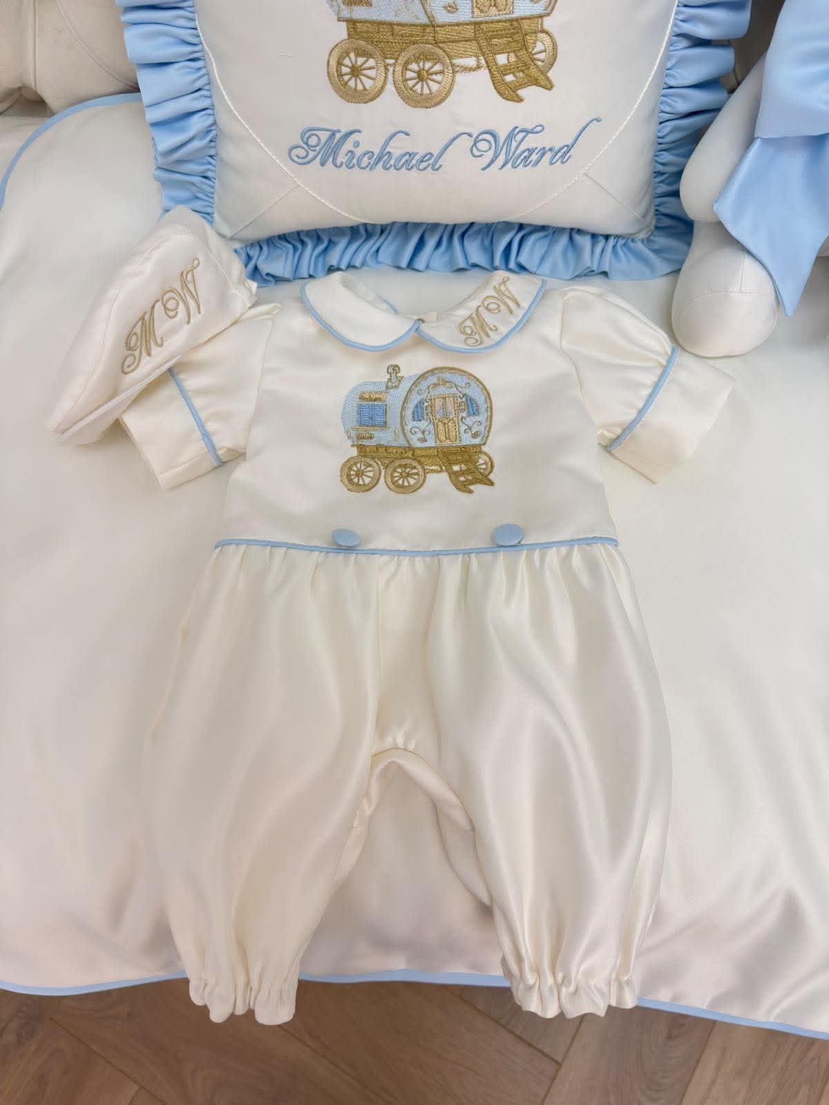 True Heritage 4-Piece Welcome Set