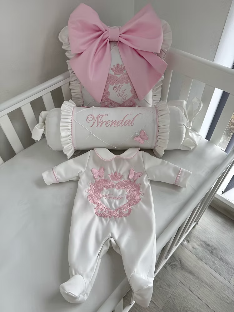 The Wrendal 3-piece Set