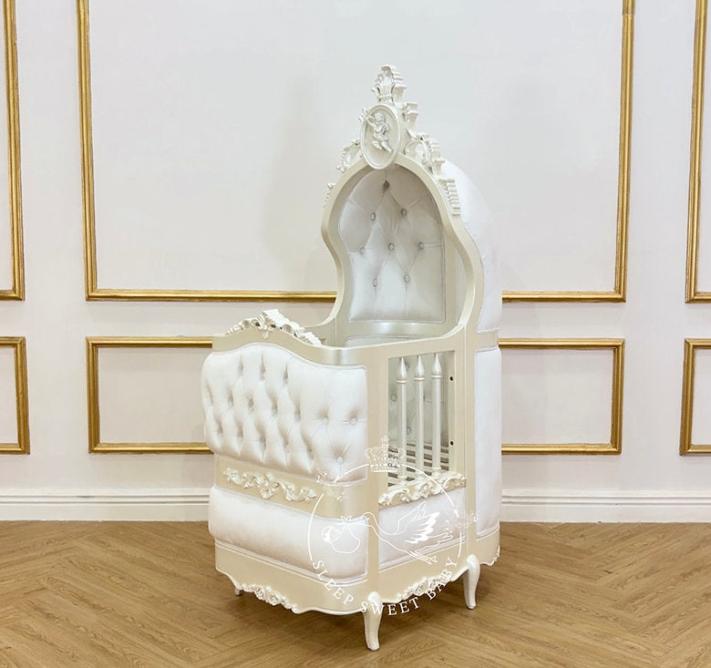 Dauphine Cherub Cot