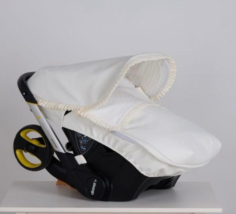 Leatherette & Plumetti car seat cover