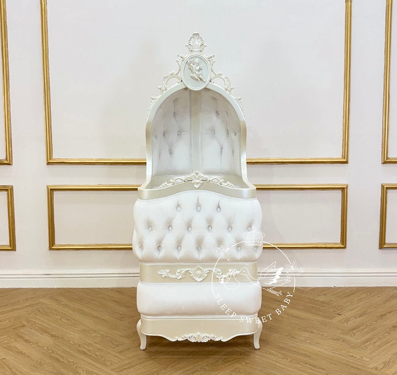 Dauphine Cherub Cot