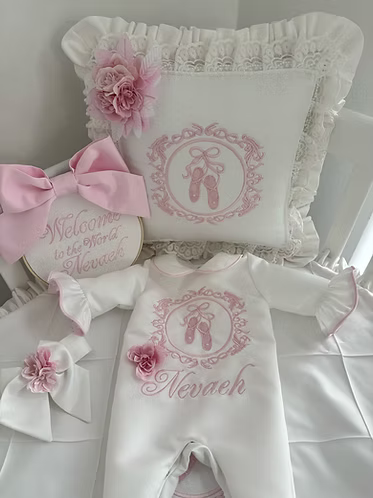 The Neveah 5 Piece Set