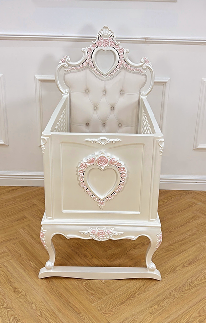 Sweetheart Cradle