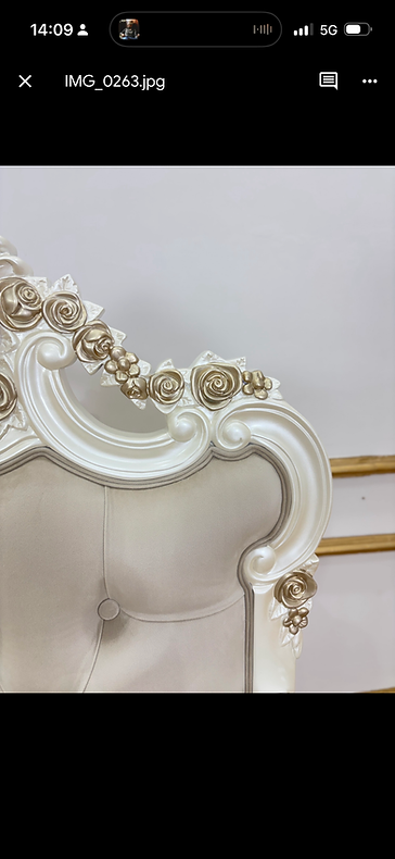 The Saint Roses Cradle