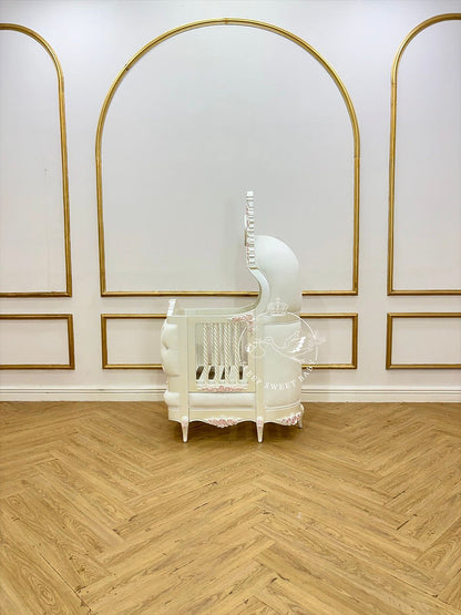 The Dauphine Roses Cot