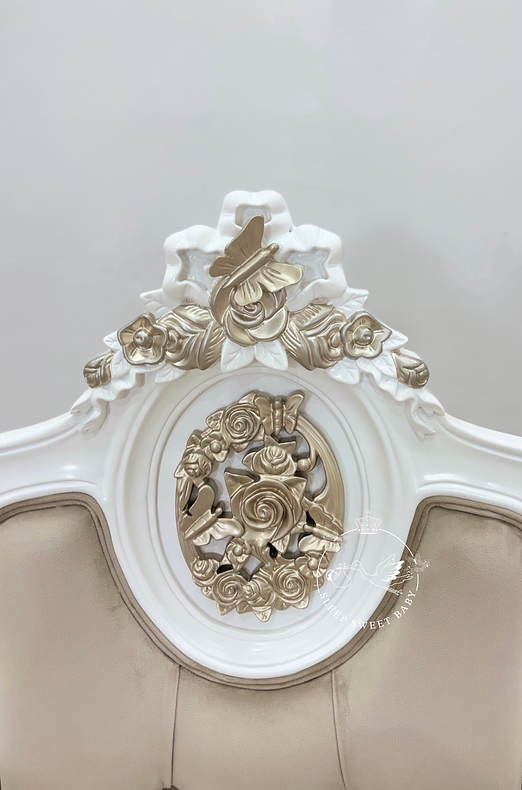 The Roux Roses Cradle