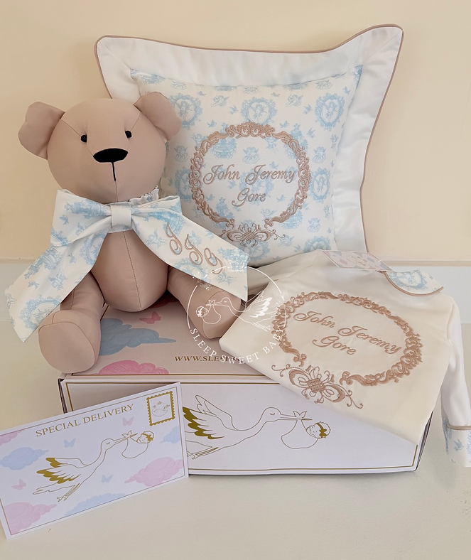 Cherub Toile 3-piece set