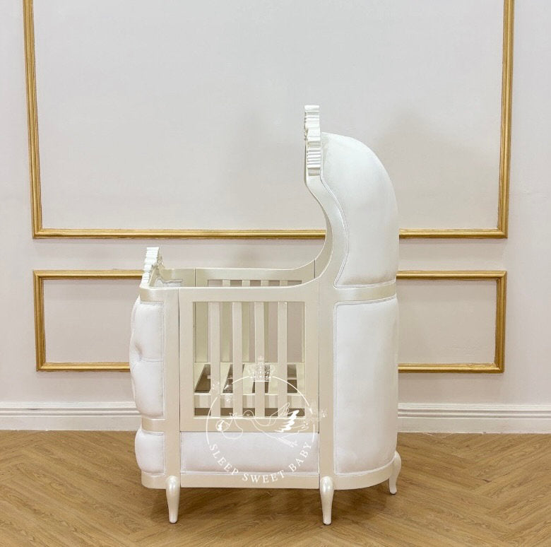 The Dauphine Cot