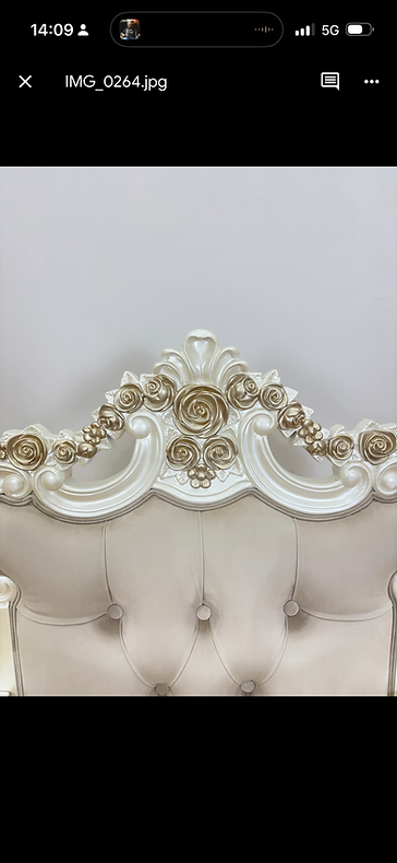 The Saint Roses Cradle