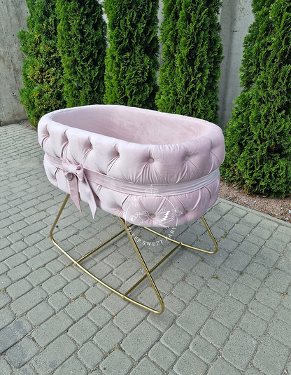 The Bow Bassinet