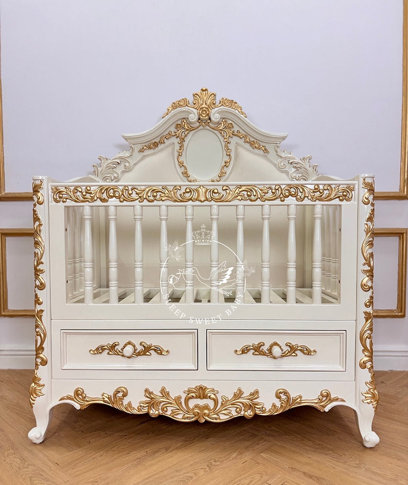 The Monarch Cot