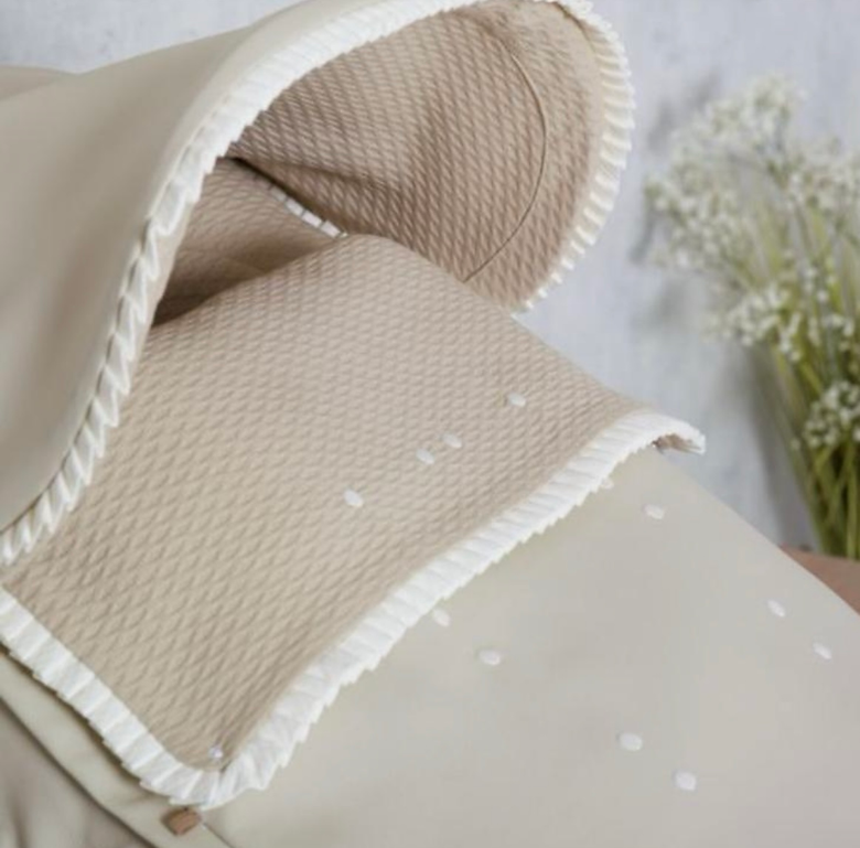 The Bon Bon Leatherette car seat cover