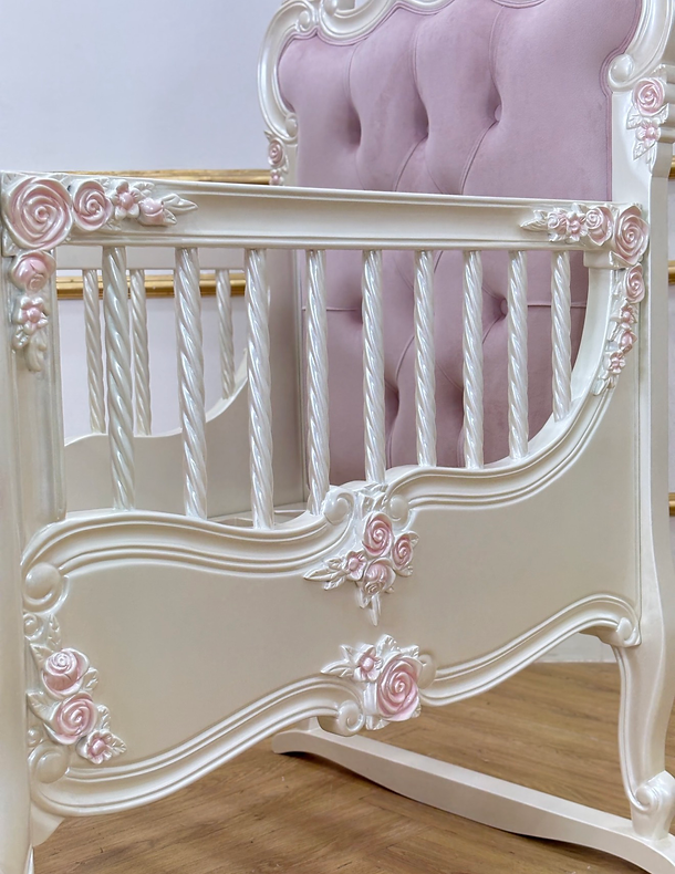 The Saint Roses Cradle
