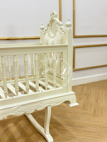 The Roux Caravan Cradle