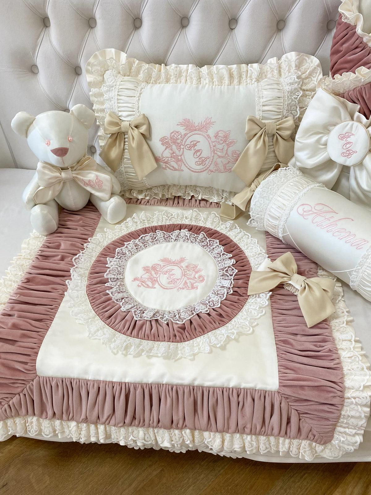 Velour Vintage Cherub 7-Piece Set