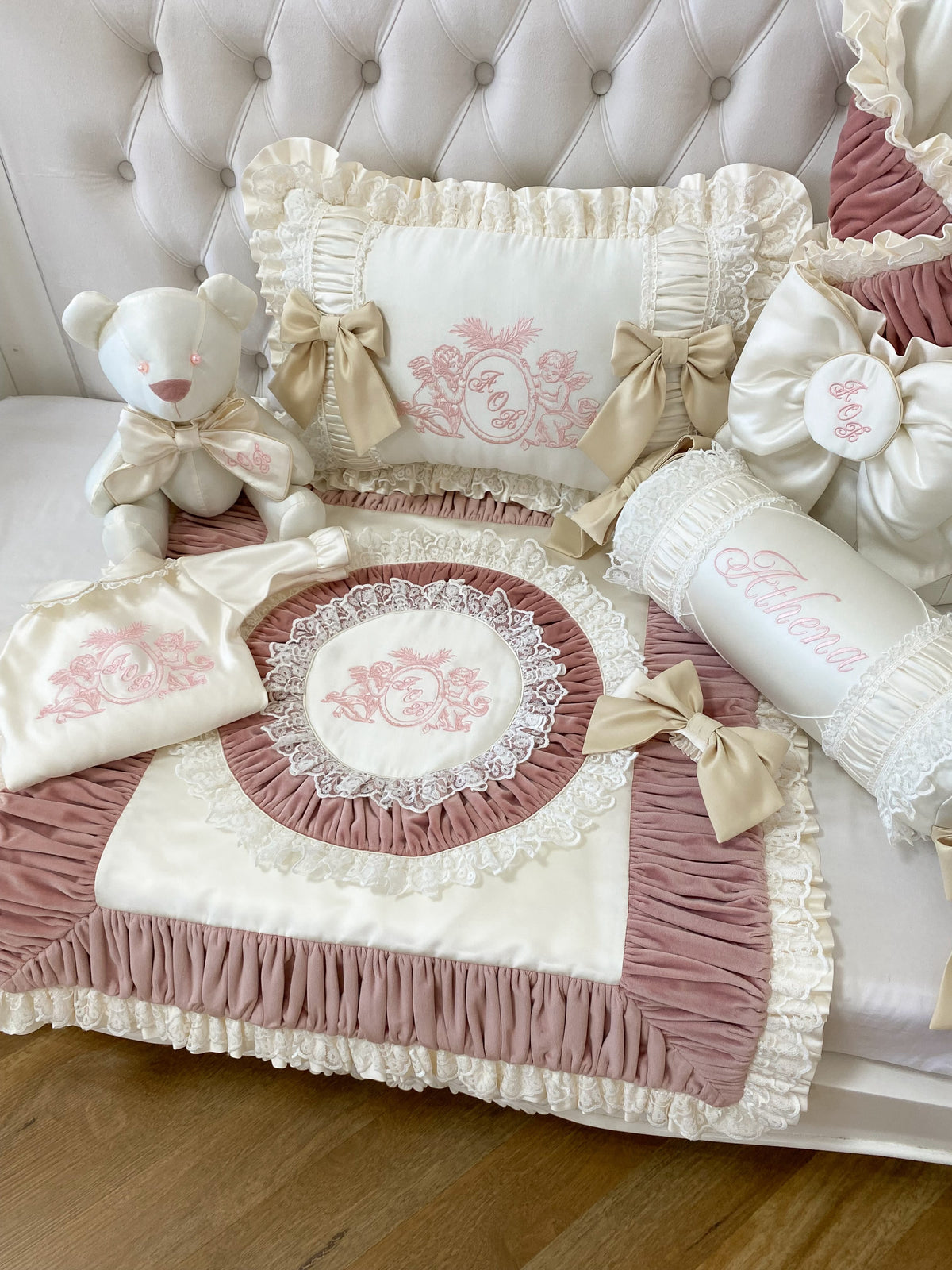 Velour Vintage Cherub 7-Piece Set