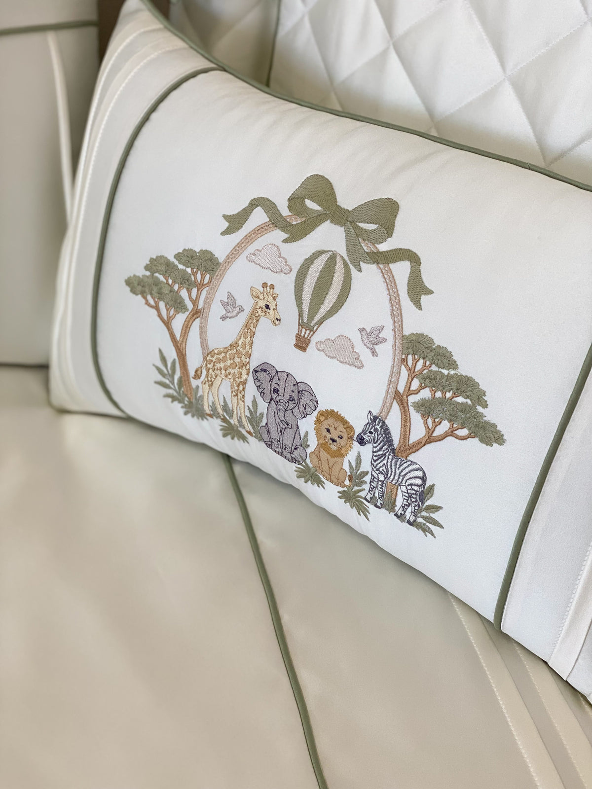 Safari 12-Piece Full Nursery Set