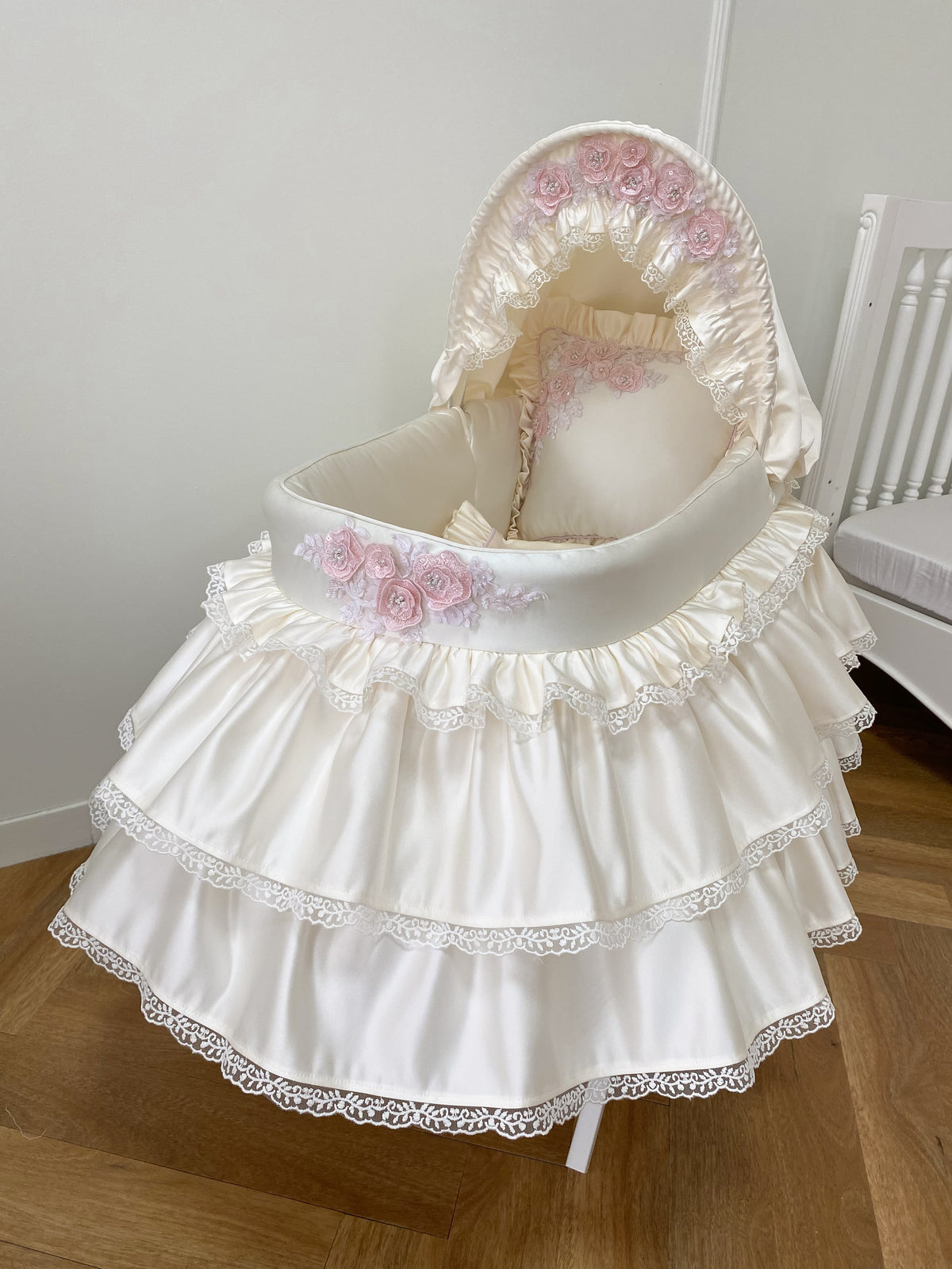 Hooded Layered Skirt Moses Basket