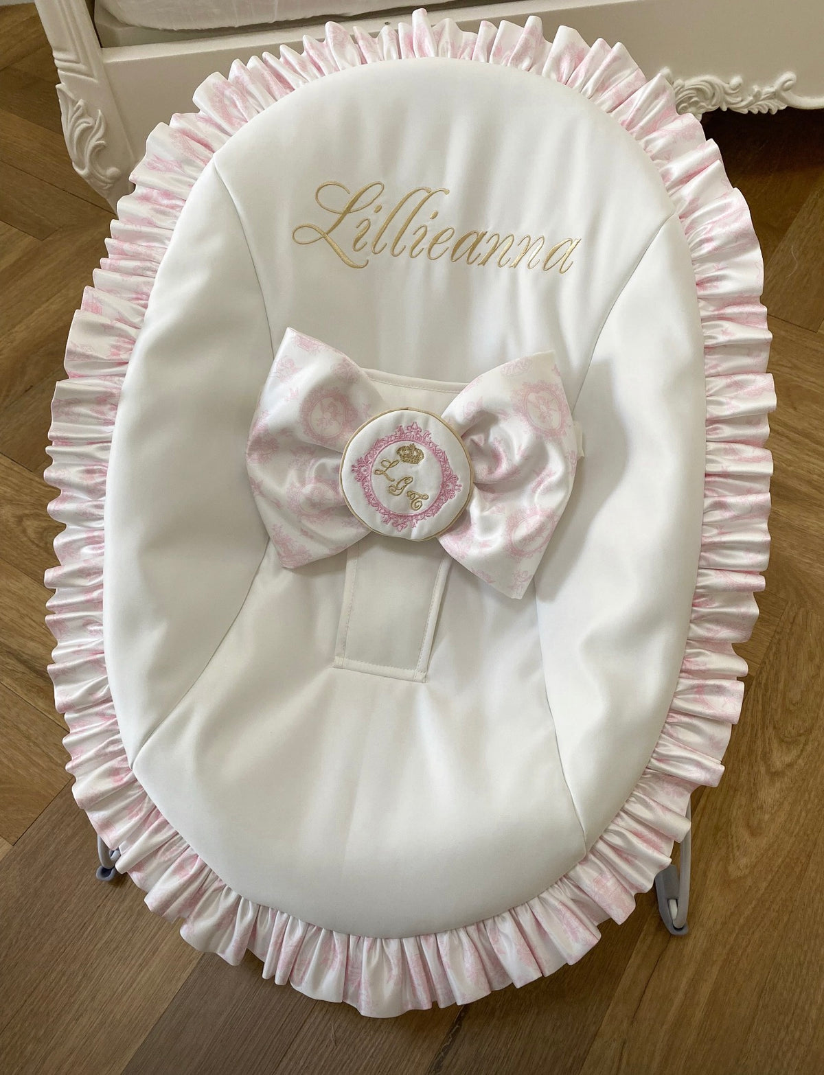 Cherub Toile Bouncer