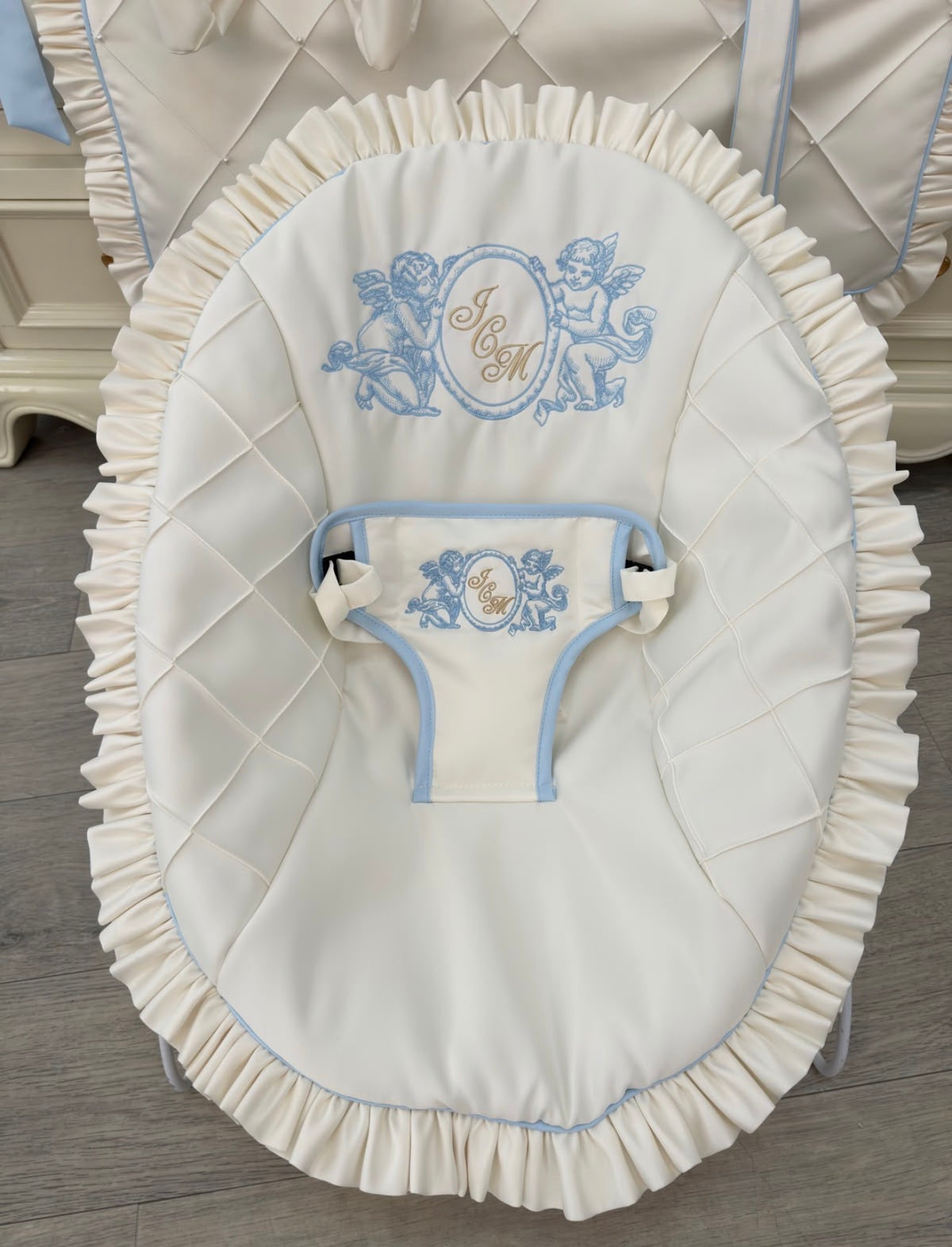 Vintage Cherub Bouncer