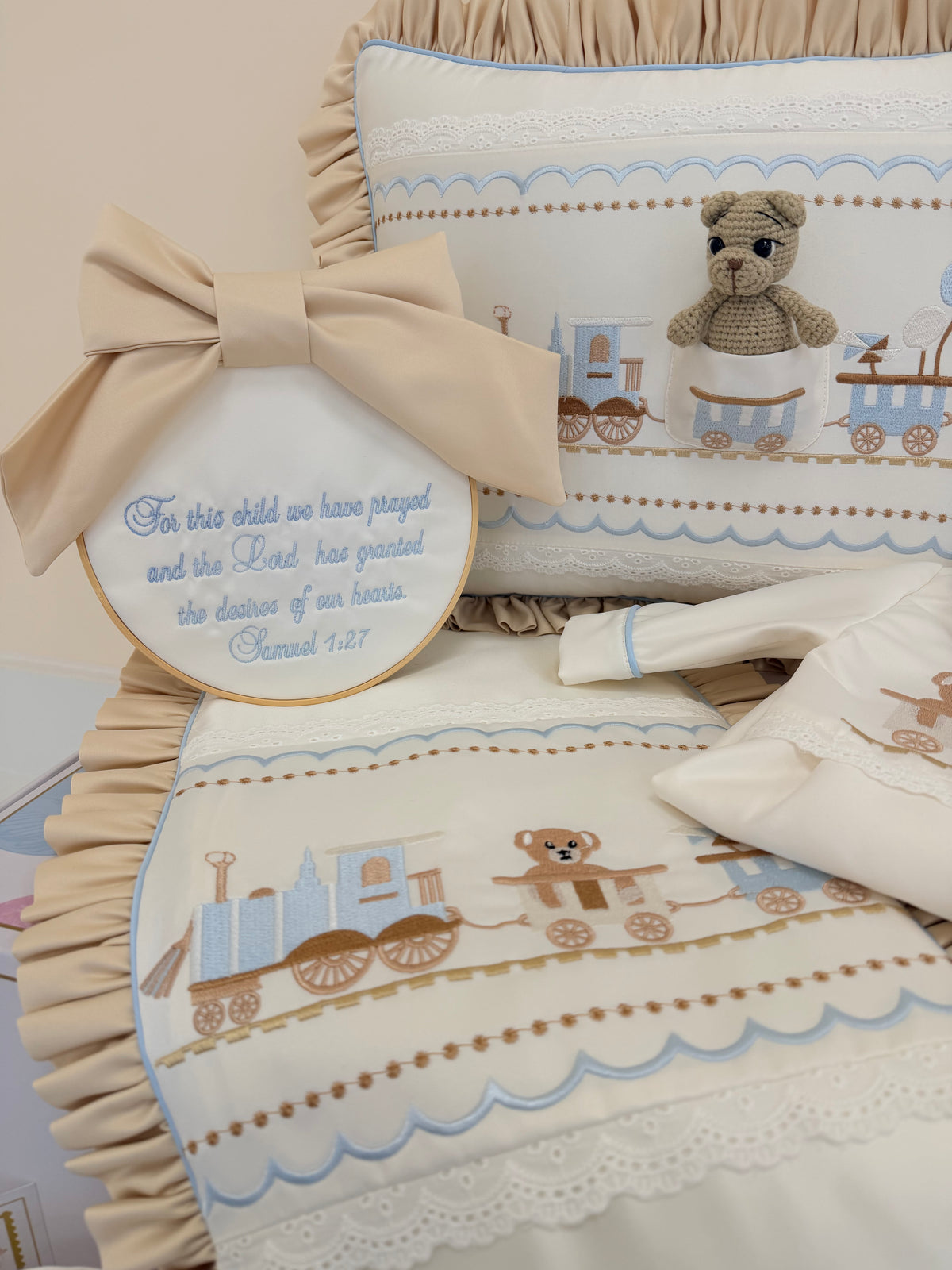 Train Teddy 5-Piece Bedding Set